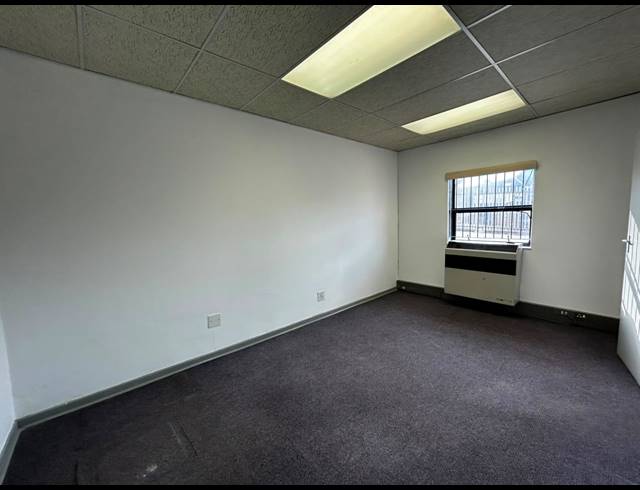 470M² WAREHOUSE TO LET IN EASTGATE